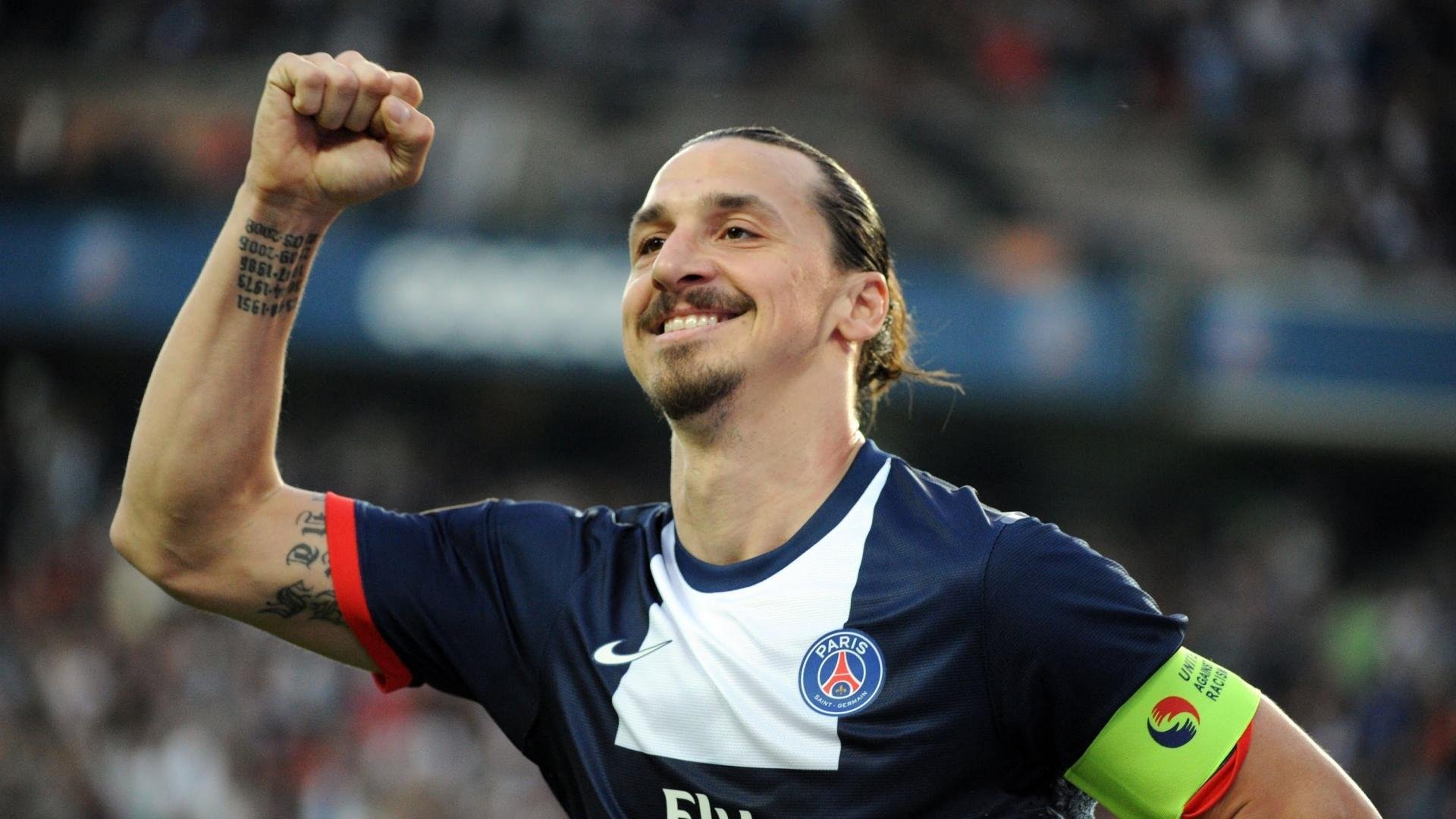 巴黎圣日耳曼4-2战胜里尔,姆巴佩和内马尔建功,巴黎圣日耳曼梅西内马尔姆巴佩